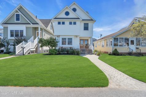 18 Meadow Avenue Manasquan NJ 08736