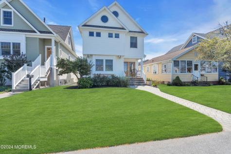 18 Meadow Avenue Manasquan NJ 08736