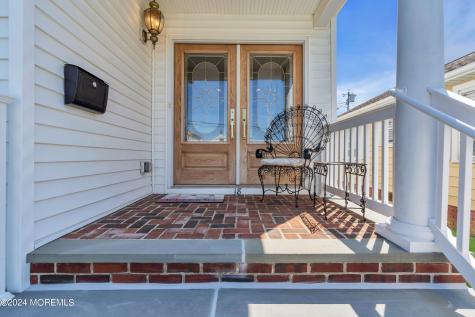 18 Meadow Avenue Manasquan NJ 08736
