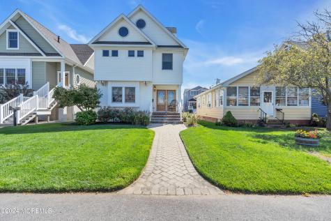 18 Meadow Avenue Manasquan NJ 08736