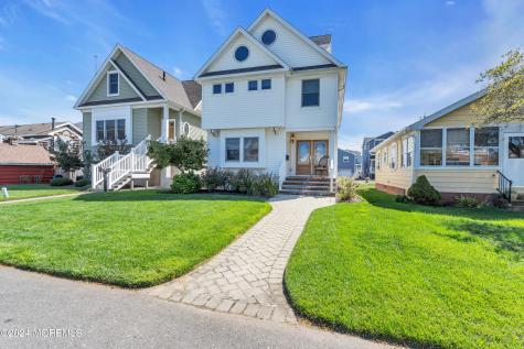 18 Meadow Avenue Manasquan NJ 08736