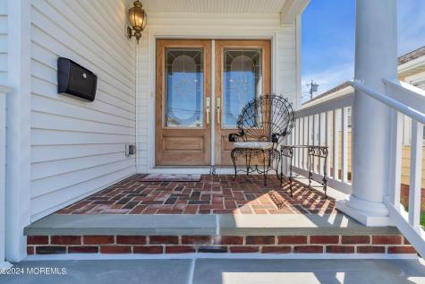 18 Meadow Avenue Manasquan NJ 08736