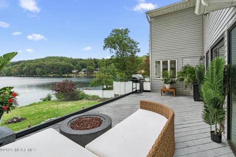 39 Upper Lakeview Avenue Ringwood NJ 07456
