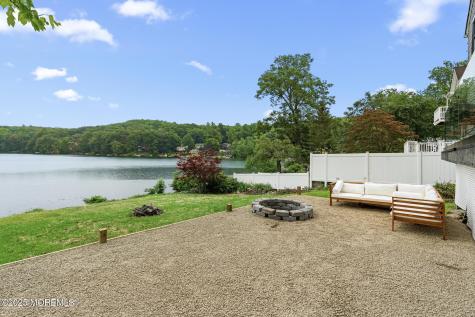 39 Upper Lakeview Avenue Ringwood NJ 07456