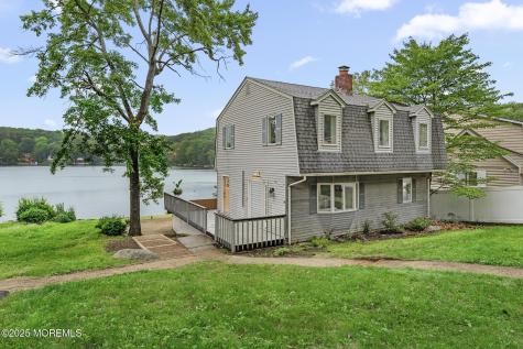 39 Upper Lakeview Avenue Ringwood NJ 07456