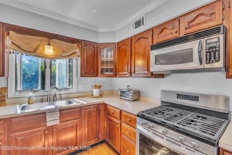 608 Brielle Avenue Brielle NJ 08730