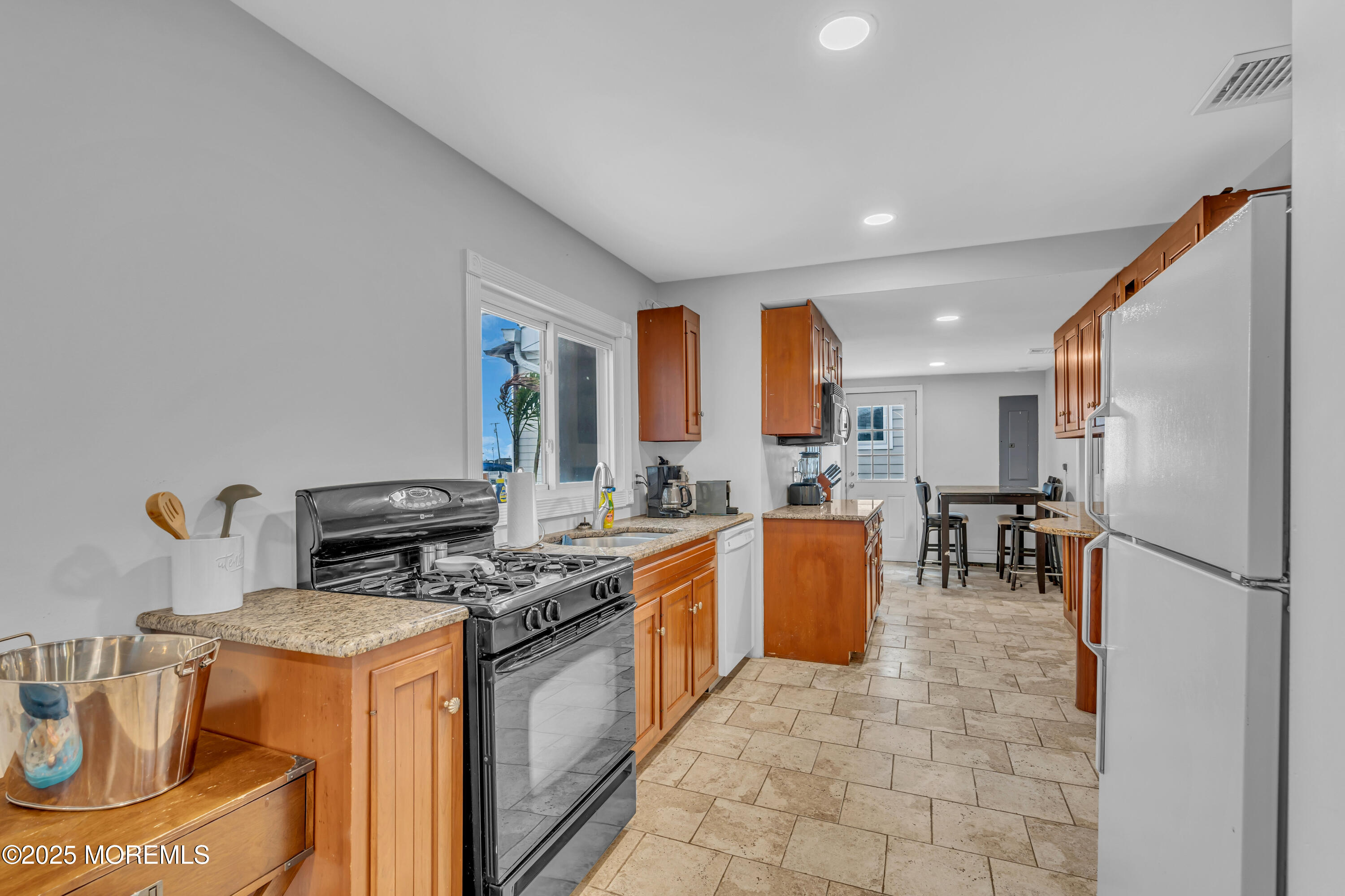 20 Venetian Court Toms River NJ 08753