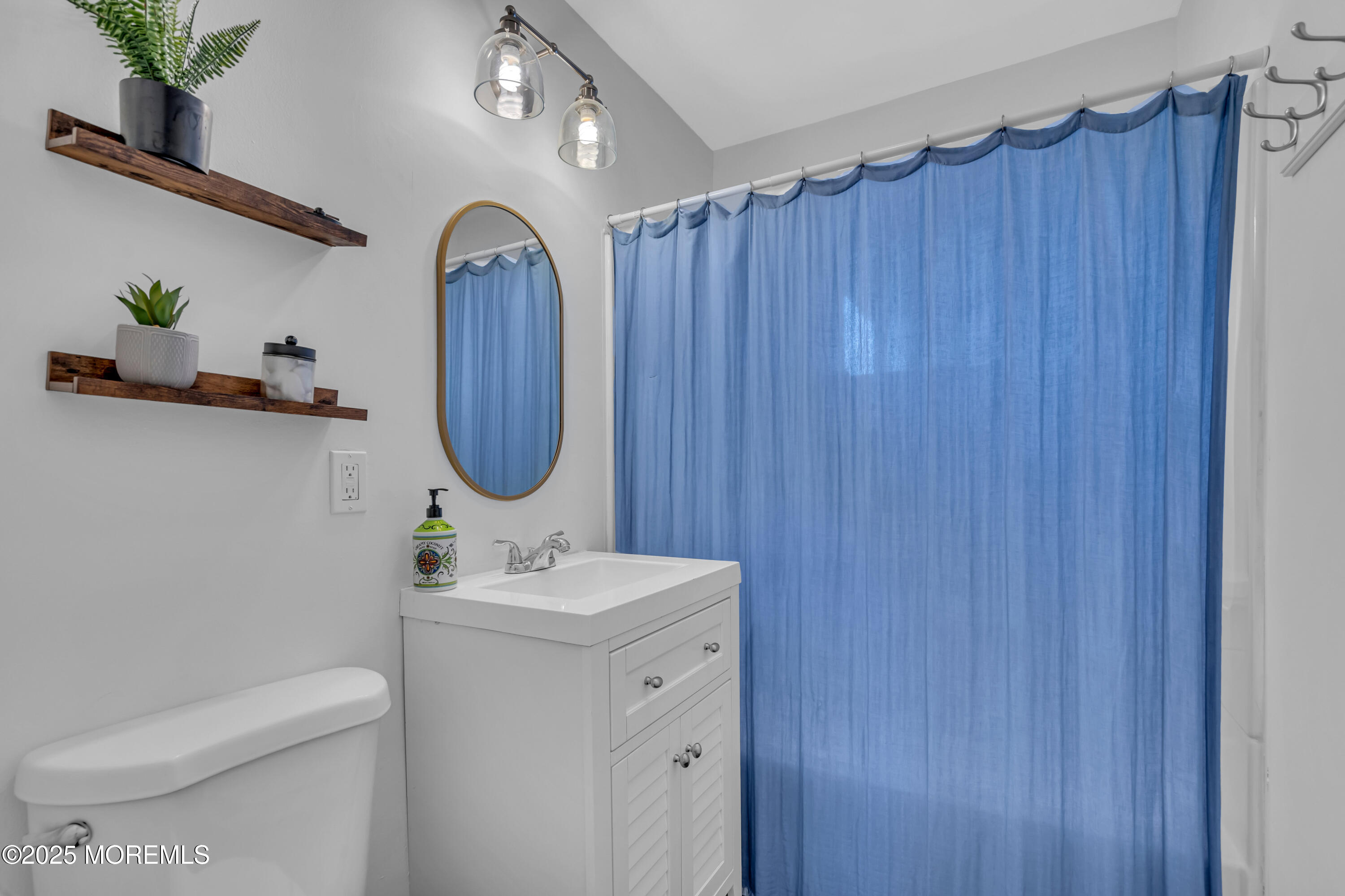 20 Venetian Court Toms River NJ 08753