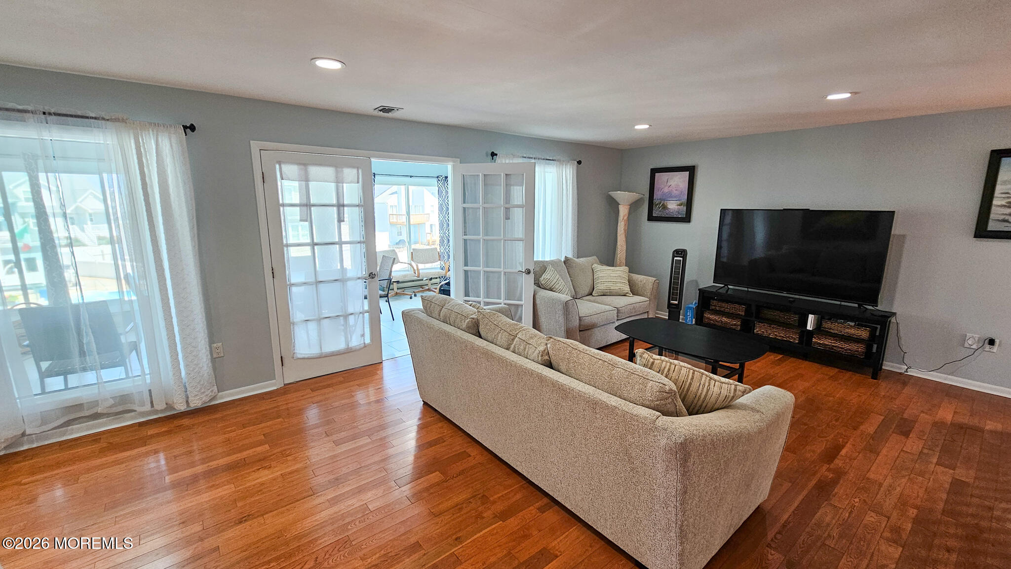 702 Newell Avenue Manahawkin NJ 08050