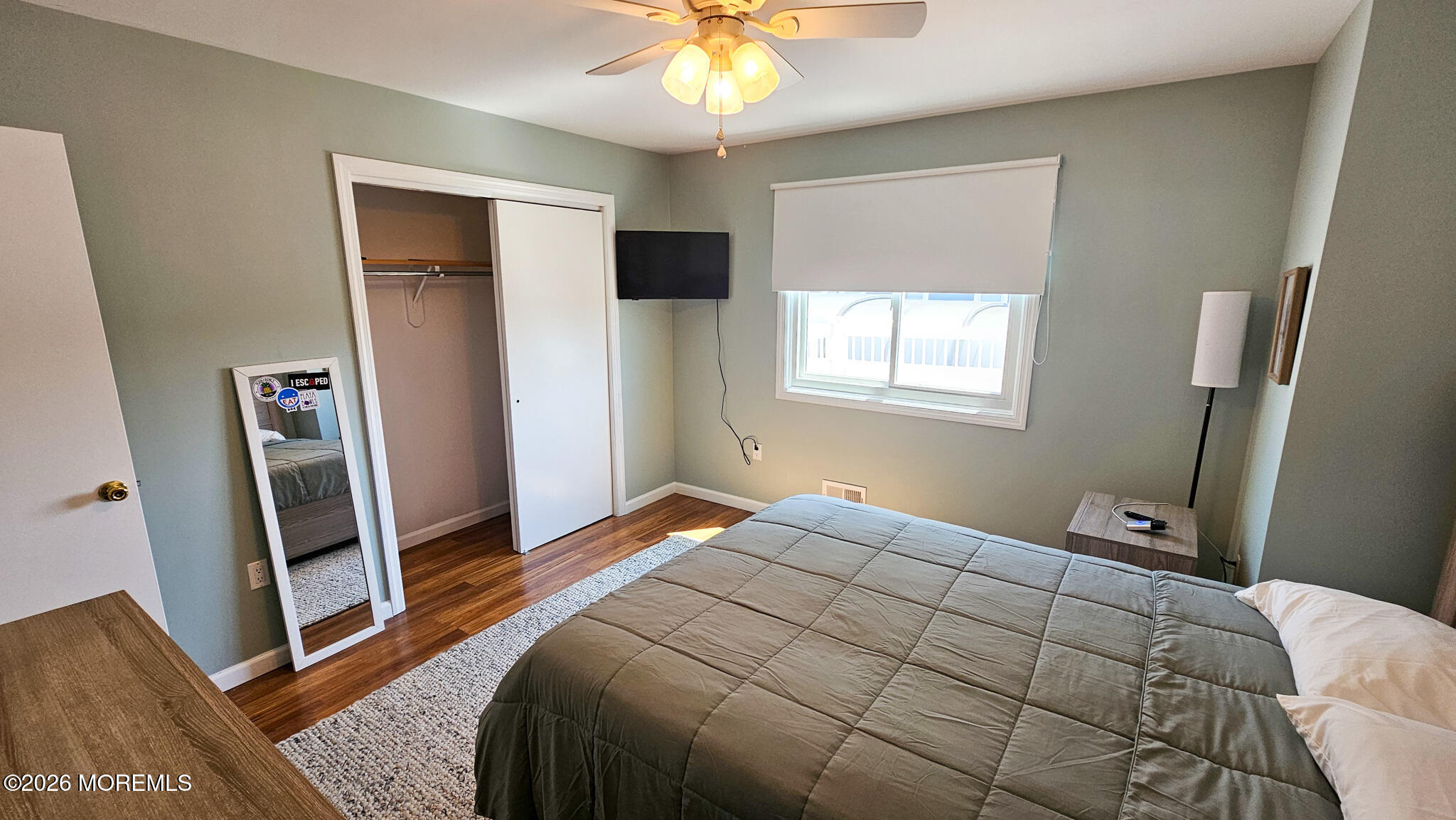702 Newell Avenue Manahawkin NJ 08050