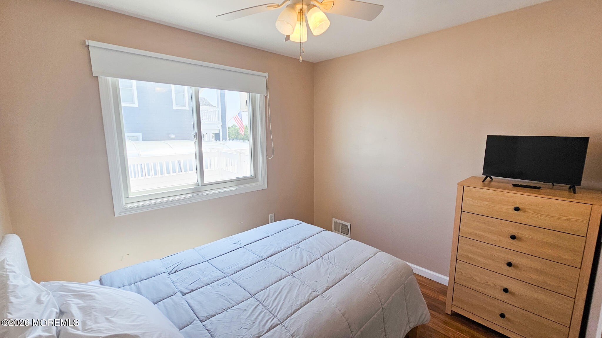 702 Newell Avenue Manahawkin NJ 08050