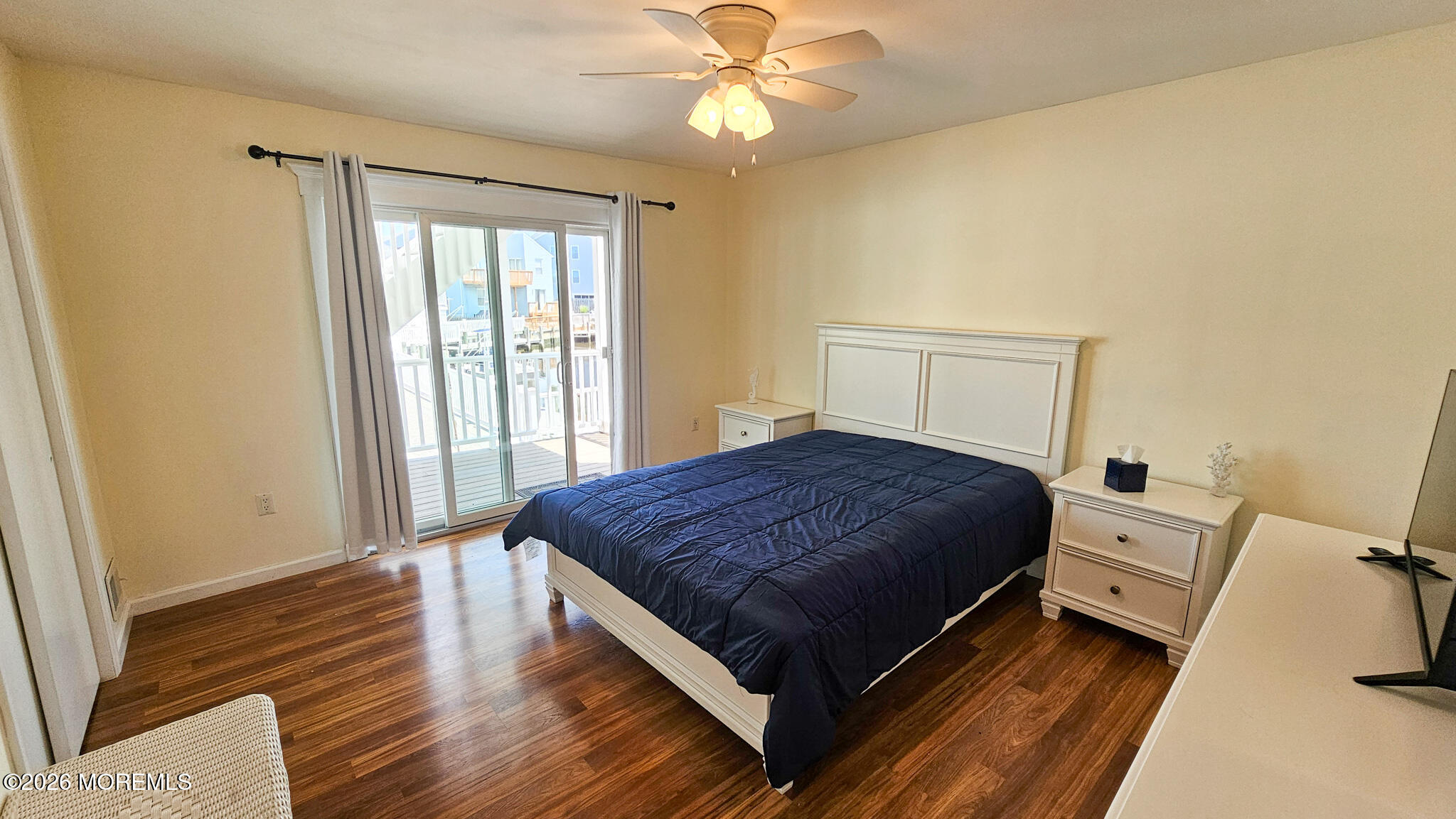 702 Newell Avenue Manahawkin NJ 08050