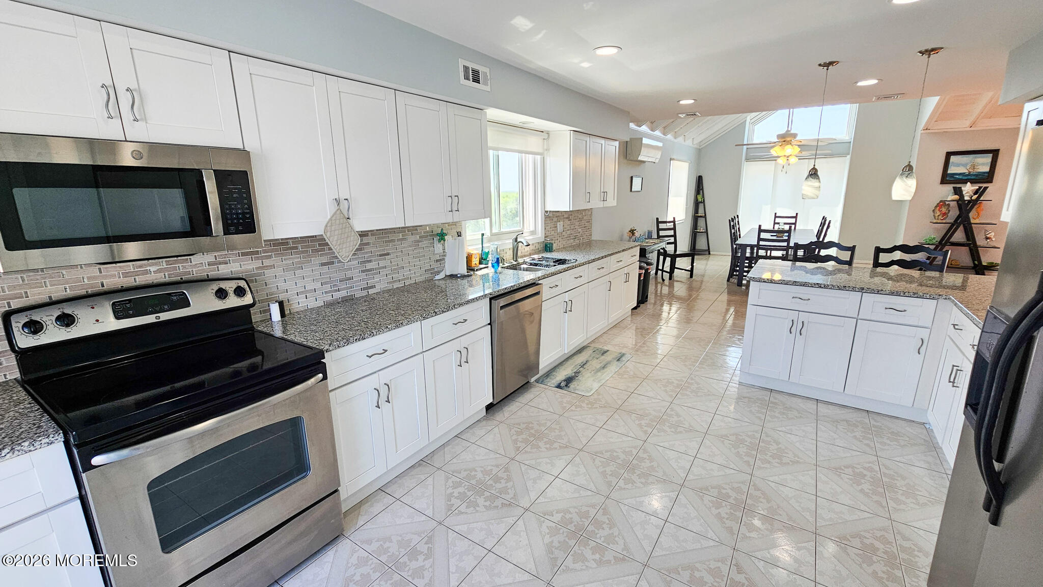 702 Newell Avenue Manahawkin NJ 08050