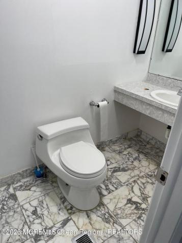6 Dwight Drive Ocean Twp NJ 07712