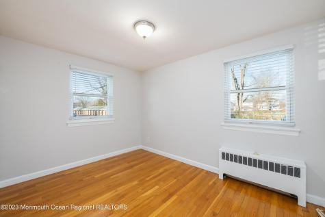 19 Manor Drive Red Bank NJ 07701