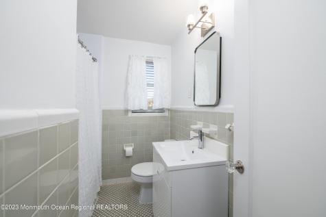 19 Manor Drive Red Bank NJ 07701