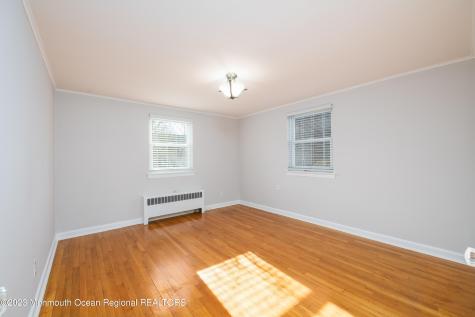 19 Manor Drive Red Bank NJ 07701