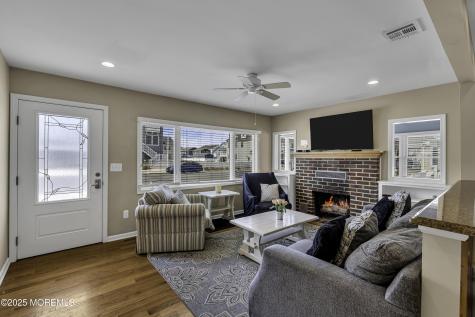 5 Dover Avenue Lavallette NJ 08735