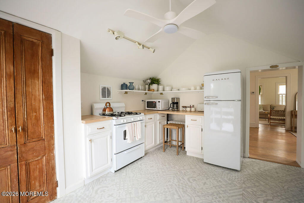 496 West Street Long Branch NJ 07740