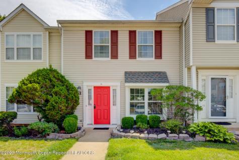 16 Gloucester Court Freehold NJ 07728