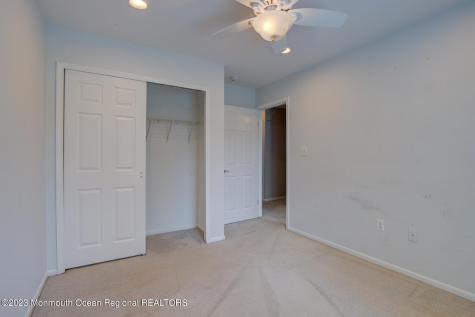 16 Gloucester Court Freehold NJ 07728