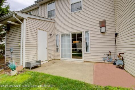 16 Gloucester Court Freehold NJ 07728