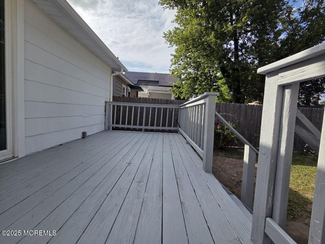 31 Seeley Avenue Keansburg NJ 07734