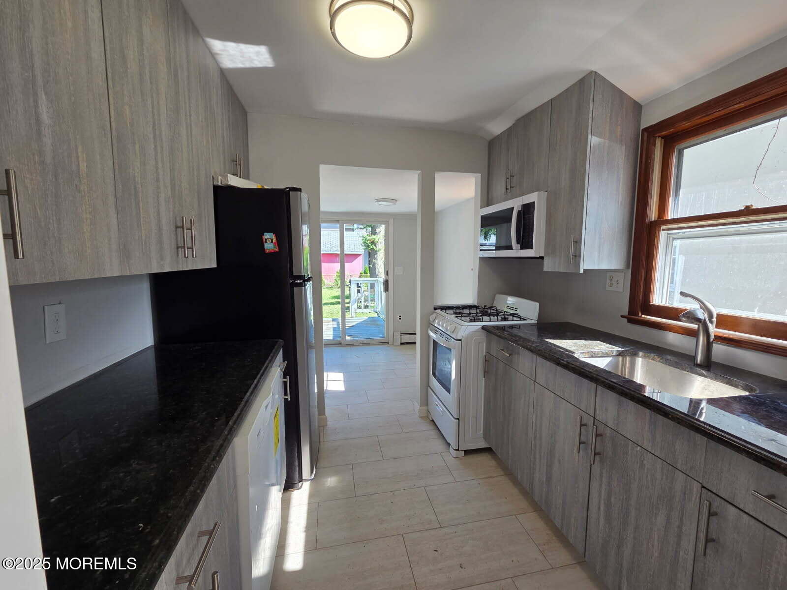 31 Seeley Avenue Keansburg NJ 07734