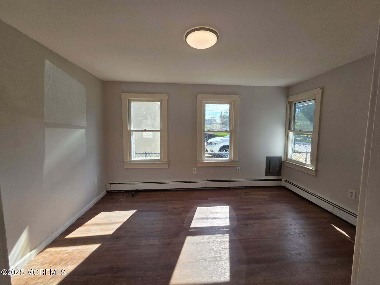 31 Seeley Avenue Keansburg NJ 07734