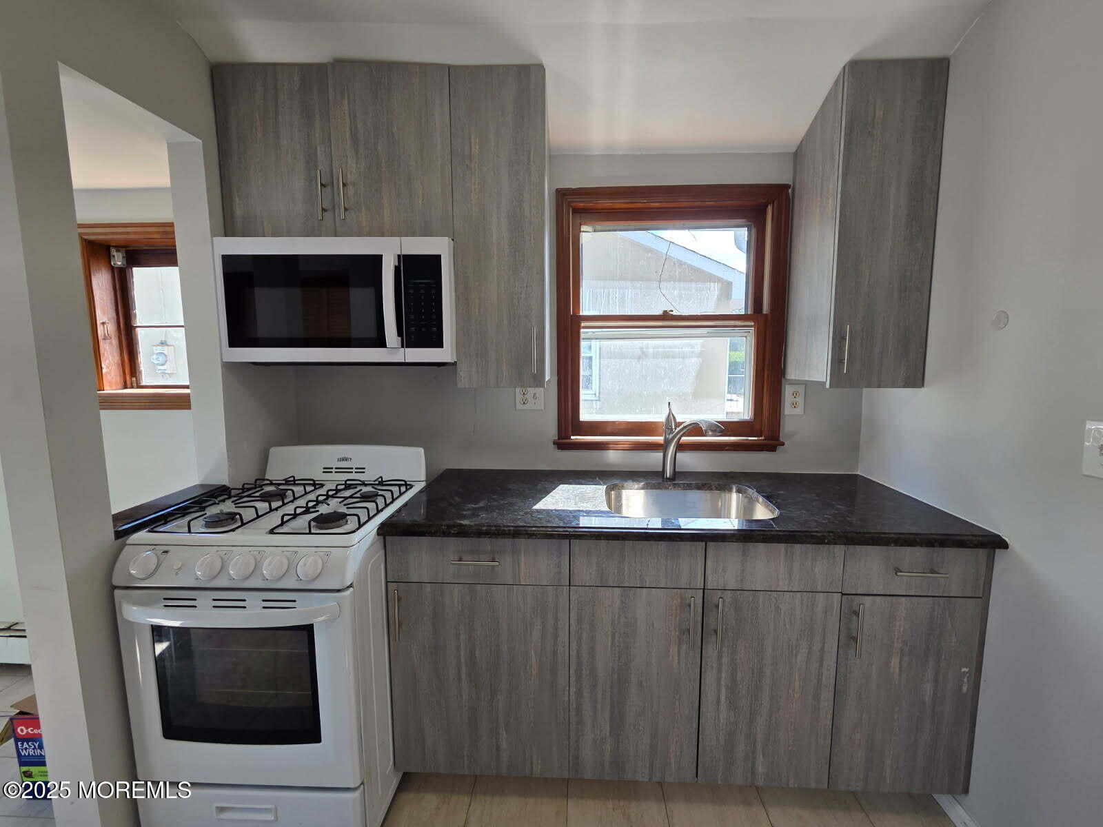 31 Seeley Avenue Keansburg NJ 07734