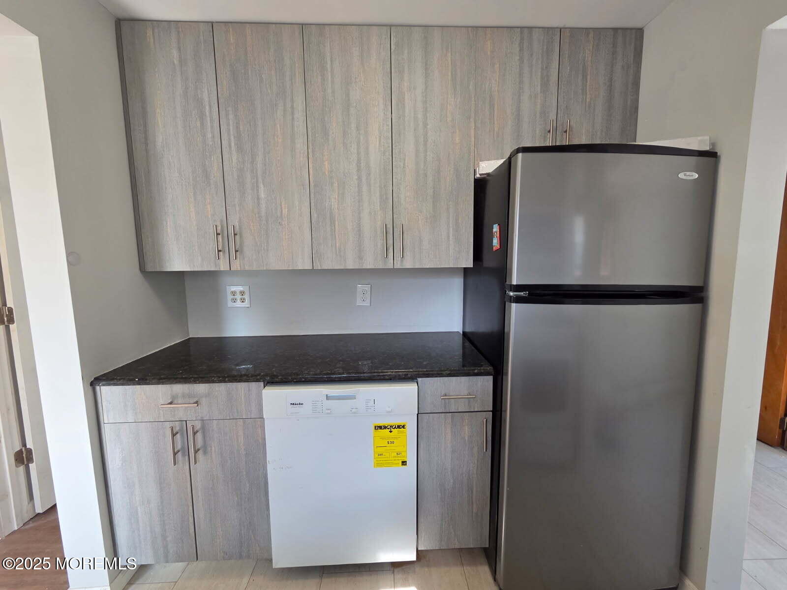 31 Seeley Avenue Keansburg NJ 07734