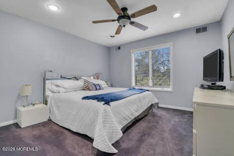 3 Clover Hill Place Oakhurst NJ 07755