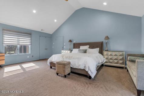 3 Clover Hill Place Oakhurst NJ 07755