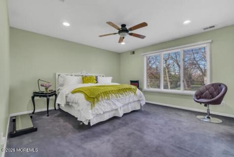 3 Clover Hill Place Oakhurst NJ 07755