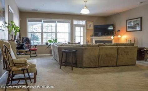 314 Mill Pond Way Eatontown NJ 07724