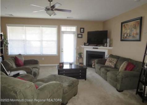 314 Mill Pond Way Eatontown NJ 07724