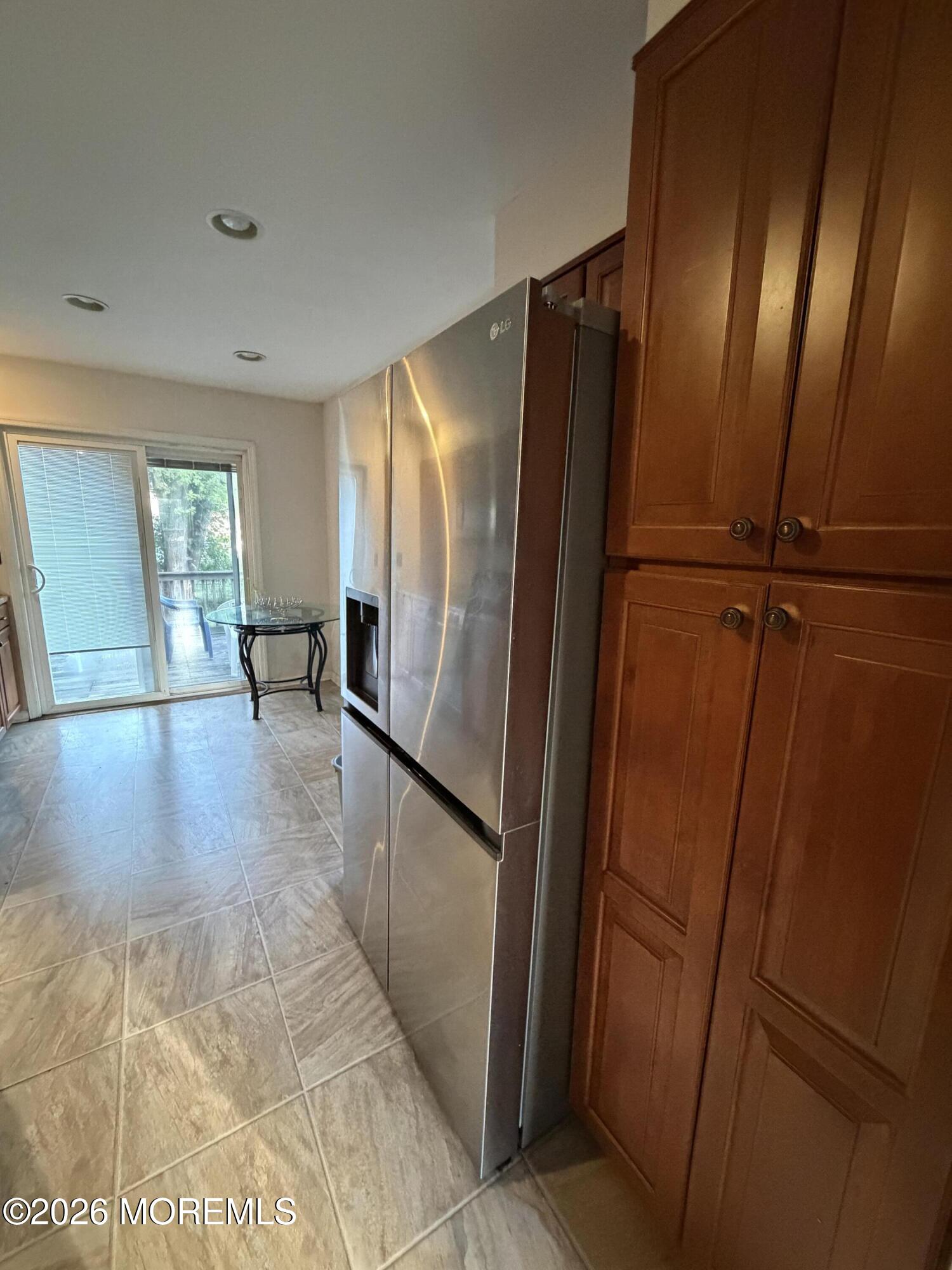 6 Roslyn Drive Oakhurst NJ 07755