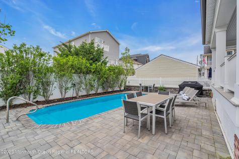 32 3rd Avenue Normandy Beach NJ 08739