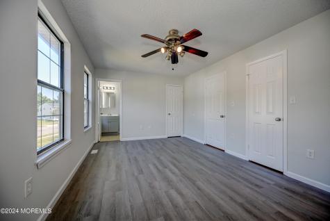 44 Mariners Cove Freehold NJ 07728