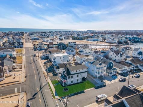 455 E Main Street Manasquan NJ 08736