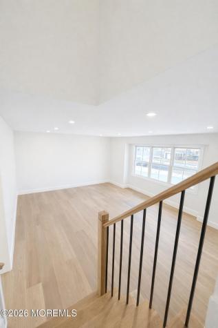 20 Roslyn Drive Oakhurst NJ 07755
