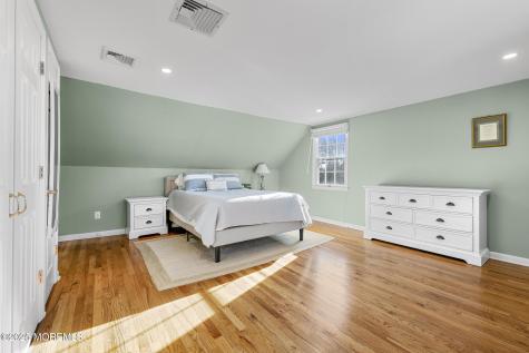 105 Park Avenue Shrewsbury Boro NJ 07702