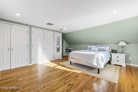 105 Park Avenue Shrewsbury Boro NJ 07702