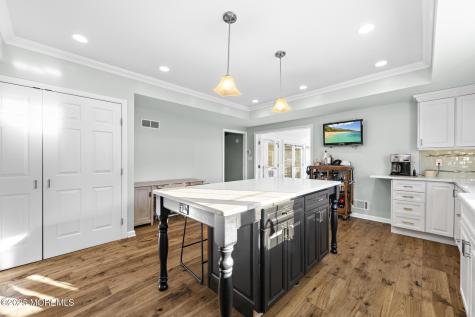 105 Park Avenue Shrewsbury Boro NJ 07702