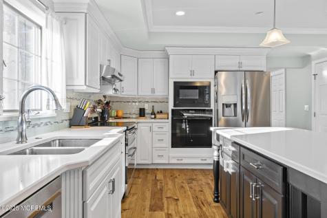 105 Park Avenue Shrewsbury Boro NJ 07702