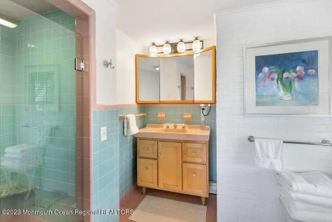 127 Curtis Point Drive Mantoloking NJ 08738
