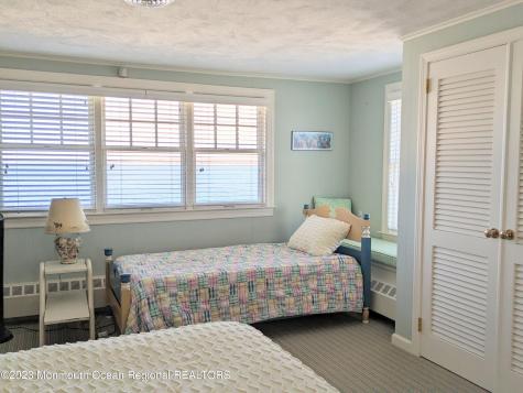 127 Curtis Point Drive Mantoloking NJ 08738