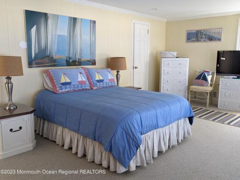 127 Curtis Point Drive Mantoloking NJ 08738