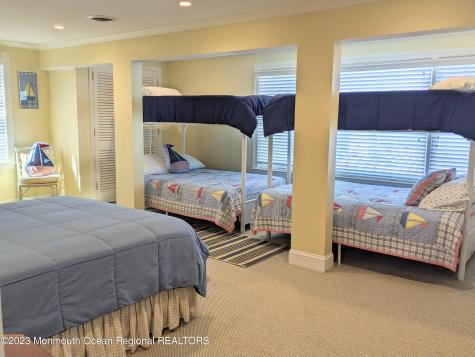 127 Curtis Point Drive Mantoloking NJ 08738