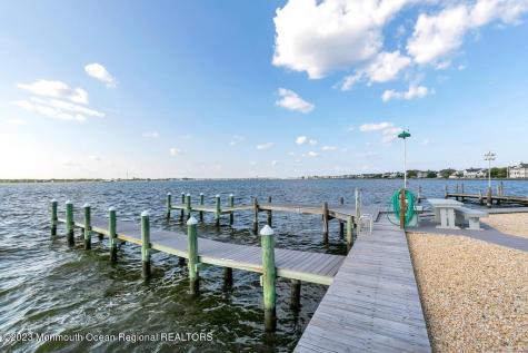 127 Curtis Point Drive Mantoloking NJ 08738